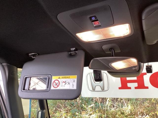 N-BOXカスタム ベースグレード メモリーナビ ドラレコ ETC リアカメラ USB接続 CMBS Dレコ ベンチシート オートエアコン スマートキ LED 盗難防止装置 クルコン バックカメラ フルセグTV パワーステアリング(45枚目)