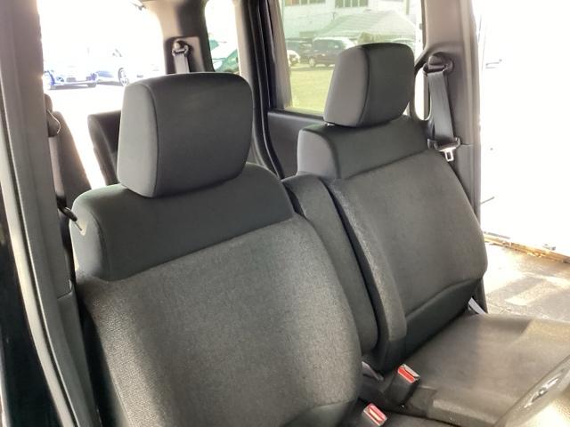 N-BOXカスタム ベースグレード メモリーナビ ドラレコ ETC リアカメラ USB接続 CMBS Dレコ ベンチシート オートエアコン スマートキ LED 盗難防止装置 クルコン バックカメラ フルセグTV パワーステアリング(56枚目)