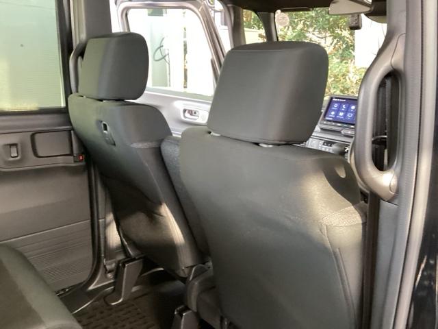 N-BOXカスタム ベースグレード メモリーナビ ドラレコ ETC リアカメラ USB接続 CMBS Dレコ ベンチシート オートエアコン スマートキ LED 盗難防止装置 クルコン バックカメラ フルセグTV パワーステアリング(58枚目)