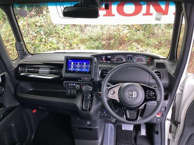 N-BOXカスタム L 純正メモリーナビ 両側電動スライドドア 両席電動スライドドア Pソナー サイドエアバッグ ナビTV Aストップ シートヒータ ベンチシート 点検記録簿 キーフリーシステム LEDライト リアカメ AC(2枚目)