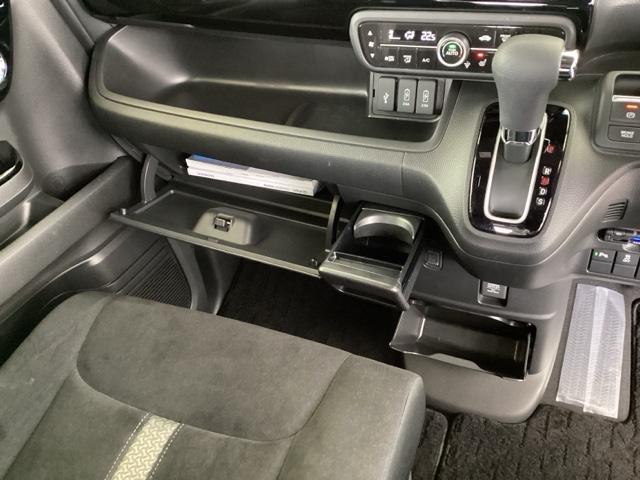 N-BOXカスタム L 純正メモリーナビ 両側電動スライドドア 両席電動スライドドア Pソナー サイドエアバッグ ナビTV Aストップ シートヒータ ベンチシート 点検記録簿 キーフリーシステム LEDライト リアカメ AC(39枚目)