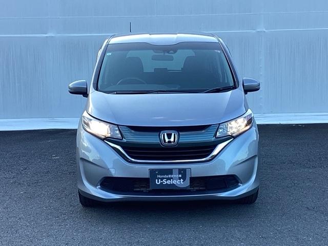 フリード+ G・ホンダセンシング ホンダ純正ディスプレイオーディオ ワンセグ プリクラッシュ Bモニター 両側オートスライドドア パワーウインド スマートキー 両席エアバック PS アイドリングS 盗難警報装置 クルコン ABS(6枚目)