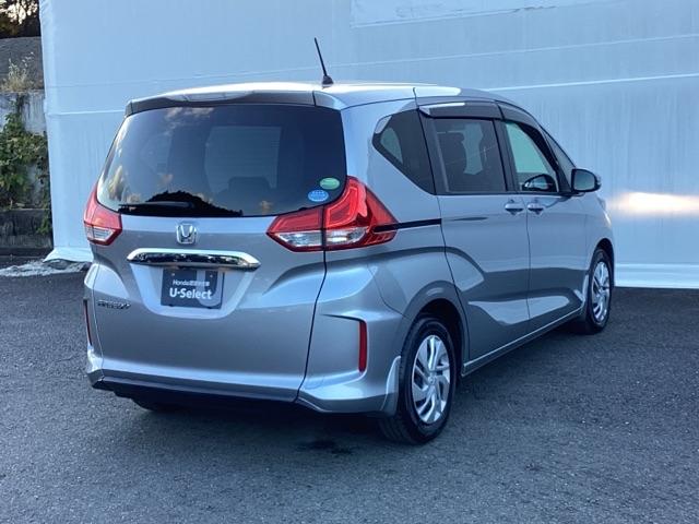 フリード+ G・ホンダセンシング ホンダ純正ディスプレイオーディオ ワンセグ プリクラッシュ Bモニター 両側オートスライドドア パワーウインド スマートキー 両席エアバック PS アイドリングS 盗難警報装置 クルコン ABS(8枚目)