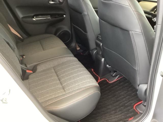 フィット e:HEVホーム20周年特別仕様車カーサ 純正ナビ フルセグ リアカメラ DVD シートヒーター 横滑り防止装置 ETC LEDヘッドライト スマキー オートクルーズコントロール サイドエアバック 盗難防止システム アイドリングストップ(23枚目)