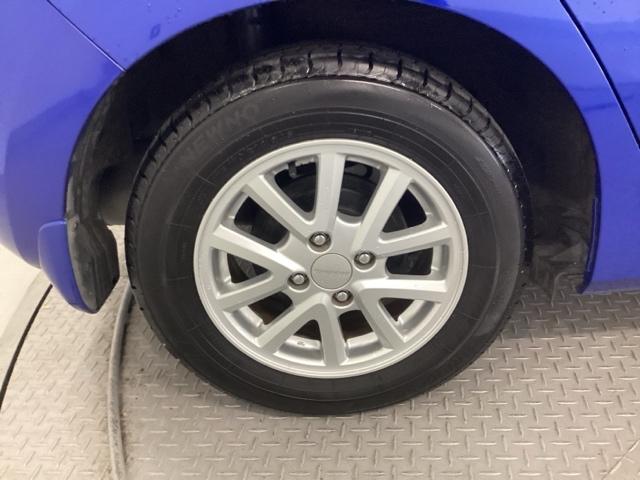 フィット １３Ｇ・Ｌパッケージ　軽減ブレーキ　盗難警報装置　Ｂカメ　Ｓキー　フルオートエアコン　リモコンキー　サイドＳＲＳ　横滑り防止機能　エアバック　ＥＴＣ付き　ドラレコ　パワーウィンド　Ｗエアバッグ　ＡＢＳ（20枚目）