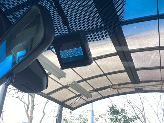 フィット １３Ｇ・Ｌパッケージ　軽減ブレーキ　盗難警報装置　Ｂカメ　Ｓキー　フルオートエアコン　リモコンキー　サイドＳＲＳ　横滑り防止機能　エアバック　ＥＴＣ付き　ドラレコ　パワーウィンド　Ｗエアバッグ　ＡＢＳ（21枚目）