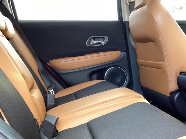 ヴェゼル ハイブリッドＺ・ホンダセンシング　メモリーナビ　ドラレコ　ＥＴＣ　リアカメラ　レーダーサポート　ＤＶＤ再生機能　整備記録簿　横滑り防止システム　バックアイカメラ　盗難防止装置　フルセ　シートヒーター付　スマ－トキ－　ＥＣＯモード（28枚目）