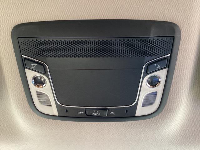 ヴェゼル ハイブリッドＺ・ホンダセンシング　メモリーナビ　ドラレコ　ＥＴＣ　リアカメラ　レーダーサポート　ＤＶＤ再生機能　整備記録簿　横滑り防止システム　バックアイカメラ　盗難防止装置　フルセ　シートヒーター付　スマ－トキ－　ＥＣＯモード（29枚目）