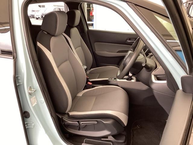 フィット クロスター　純正メモリーナビ　リアカメラ　ＥＴＣ　パーキングセンサー　地デジ　Ｂカメ　スマートキ　ナビＴＶ　Ａストップ　ＵＳＢ　カーテンエアバッグ　クルーズコントロール　オートエアコン　パワステ　記録簿　ＶＳＡ（16枚目）