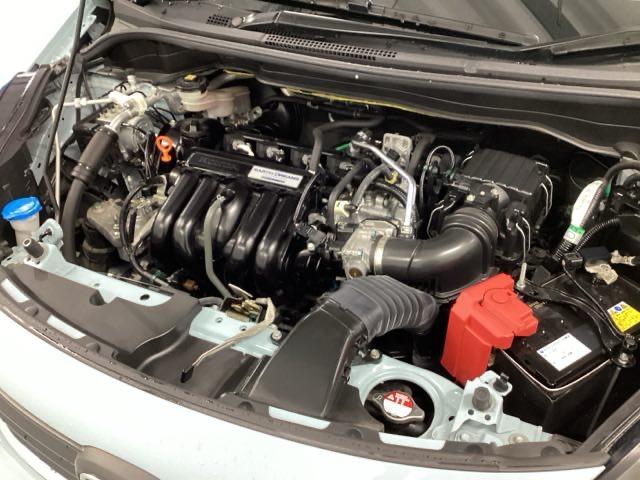 フィット クロスター　純正メモリーナビ　リアカメラ　ＥＴＣ　パーキングセンサー　地デジ　Ｂカメ　スマートキ　ナビＴＶ　Ａストップ　ＵＳＢ　カーテンエアバッグ　クルーズコントロール　オートエアコン　パワステ　記録簿　ＶＳＡ（20枚目）