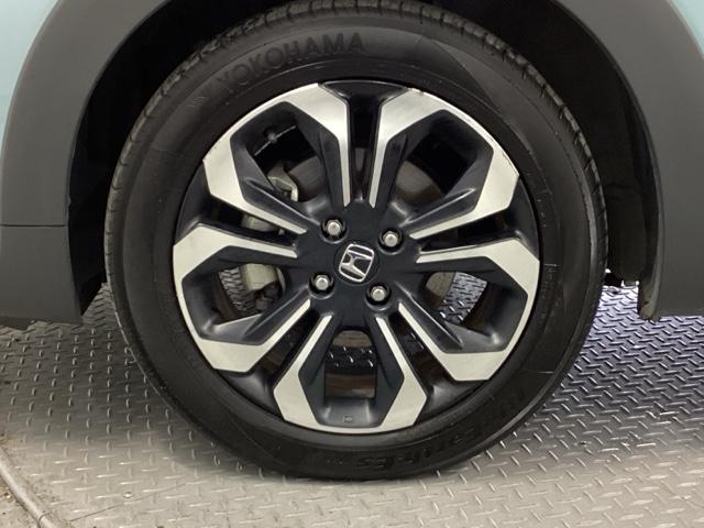 フィット クロスター　純正メモリーナビ　リアカメラ　ＥＴＣ　パーキングセンサー　地デジ　Ｂカメ　スマートキ　ナビＴＶ　Ａストップ　ＵＳＢ　カーテンエアバッグ　クルーズコントロール　オートエアコン　パワステ　記録簿　ＶＳＡ（21枚目）