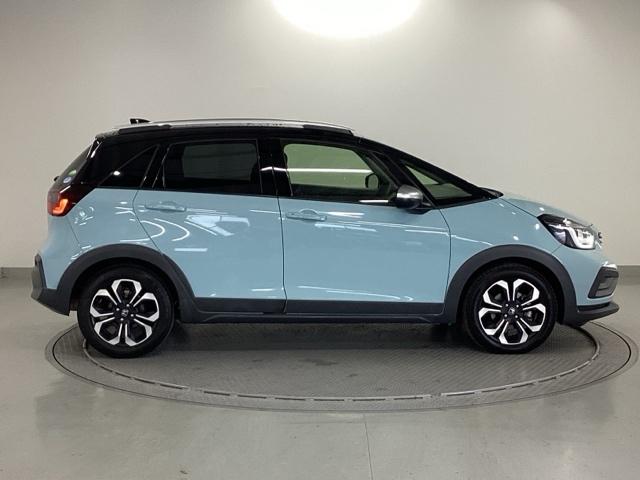 フィット クロスター　純正メモリーナビ　リアカメラ　ＥＴＣ　パーキングセンサー　地デジ　Ｂカメ　スマートキ　ナビＴＶ　Ａストップ　ＵＳＢ　カーテンエアバッグ　クルーズコントロール　オートエアコン　パワステ　記録簿　ＶＳＡ（31枚目）