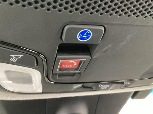 フィット クロスター　純正メモリーナビ　リアカメラ　ＥＴＣ　パーキングセンサー　地デジ　Ｂカメ　スマートキ　ナビＴＶ　Ａストップ　ＵＳＢ　カーテンエアバッグ　クルーズコントロール　オートエアコン　パワステ　記録簿　ＶＳＡ（50枚目）