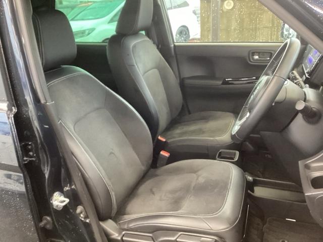 �t�B�b�g���̂���V�[�g�B��������Ǝx���Ă����̂ŁA�����Ԃ̉^�]�����K�ɃT�|�[�g���Ă���܂��B