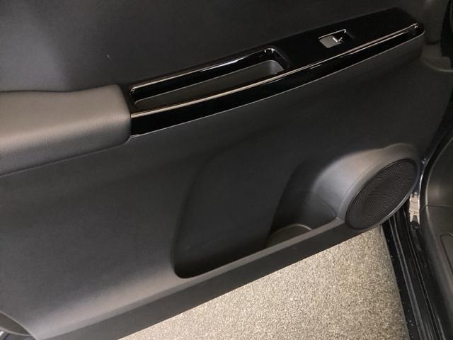 �G���W���E�~�b�V�������̎�v�@�ւ���ԓ��̉��K�����A�I�C�����̏��Օi�Ɏ���܂ŁA���Ɛ����m���_���������s���܂��B