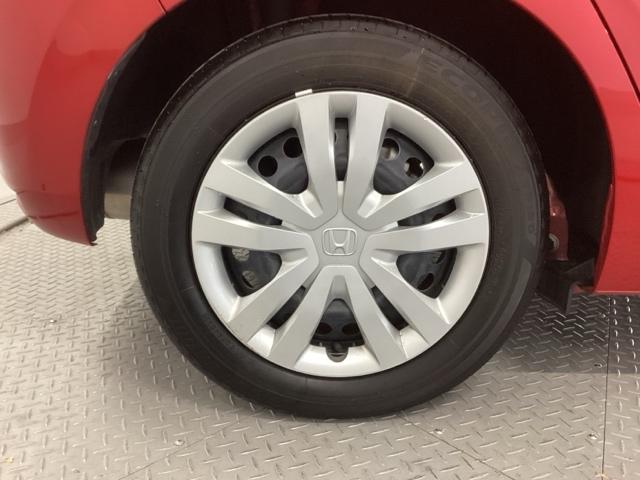 フィット ホーム　純正ナビ　ＬＥＤヘッドライト　衝突軽減　リアカメラ　ソナー　ＵＳＢ接続　ＡＡＣ　横滑り防止機能　サイドエアバック　オートライト　ＬＥＤライト　クルーズコントロール　パワーウィンドウ　スマキー　ＡＢＳ（25枚目）