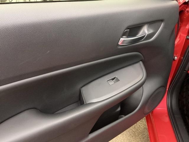 フィット ホーム　純正ナビ　ＬＥＤヘッドライト　衝突軽減　リアカメラ　ソナー　ＵＳＢ接続　ＡＡＣ　横滑り防止機能　サイドエアバック　オートライト　ＬＥＤライト　クルーズコントロール　パワーウィンドウ　スマキー　ＡＢＳ（37枚目）