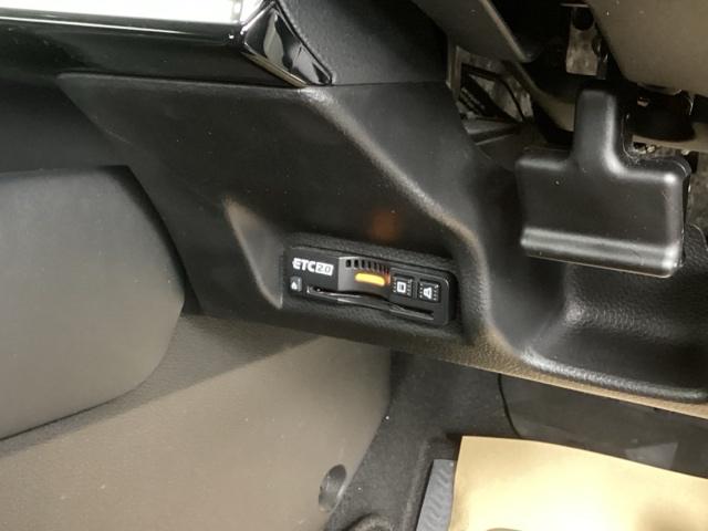 ヴェゼル e:HEVZ 純正ナビ フルセグ リアカメラ 衝突回避支援ブレーキ機能 スマキ Pトランク フルオートエアコン Dレコ エアバッグ 両席エアバック Rカメ パワーウィンドウ LEDランプ ソナー クルーズC USB(17枚目)