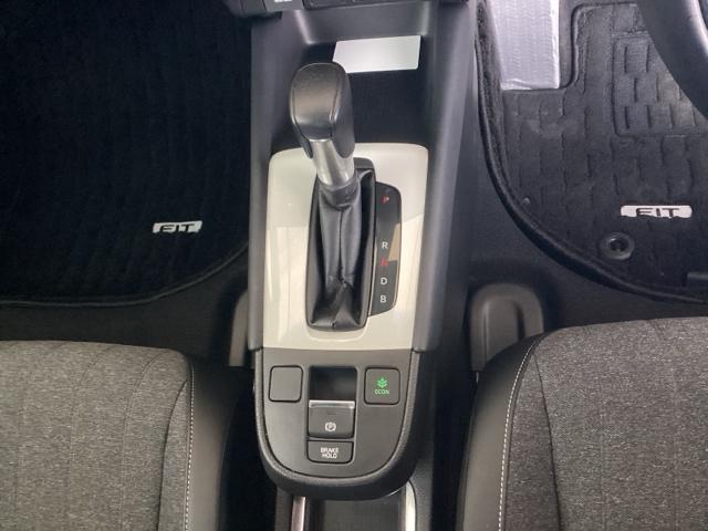 �^�]�Ȏ��ӂ̃X�}�[�g�ȃ��C�A�E�g���A����̂��₷���������B���K�ȃh���C�u���T�|�[�g���܂��B�茳�ő��삪�ł���A�d�q����p�[�L���O�u���[�L�B