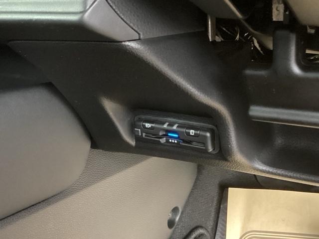 �d�s�b�t���Ă܂��B�d�s�b���g�p�\�ȓ��H�ʍs���̓L���b�V�����X�ŃX�}�[�g�ɑ��s�ł��܂��B�ăZ�b�g�A�b�v���Ĕ[�Ԓv���܂��B