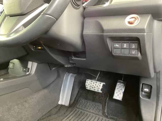 �y�p�[�L���O�Z���T�[�z���Ԃ�o�Ɏ��ɃN���}�̑O��̏�Q�����m���A���ƃf�B�X�v���C�ł��m�点���܂��B