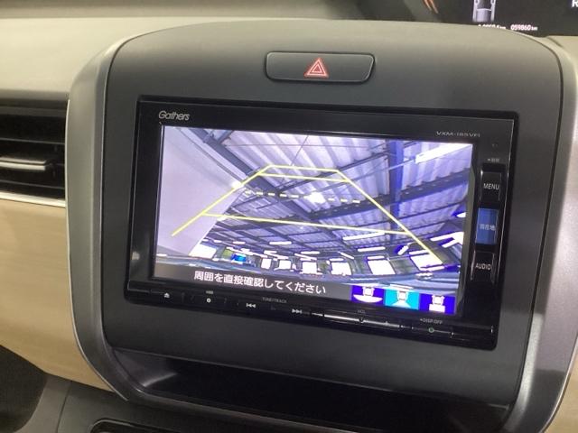 フリード Ｇ・ホンダセンシング　純正ナビ　フルセグ　リアカメラ　スマートキーＰスタート　ＵＳＢ入力　盗難防止システム　横滑防止装置　ＬＥＤランプ　ナビＴＶ　クルコン　パワーウインド　ウォークスルー　ＤＶＤ再生機能　エアバック　ＡＢＳ（12枚目）