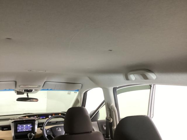 フリード Ｇ・ホンダセンシング　純正ナビ　フルセグ　リアカメラ　スマートキーＰスタート　ＵＳＢ入力　盗難防止システム　横滑防止装置　ＬＥＤランプ　ナビＴＶ　クルコン　パワーウインド　ウォークスルー　ＤＶＤ再生機能　エアバック　ＡＢＳ（52枚目）