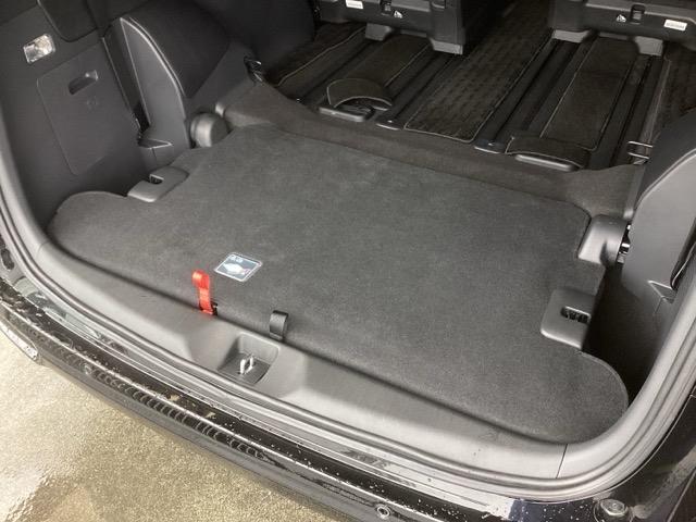 オデッセイハイブリッド ｅ：ＨＥＶアブソルート・ＥＸブラックエディション　純正ナビ　フルセグ　リアカメラ　パノラミックビューモニター　オートエアコン　ＥＴＣ装備　シートヒータ　Ｗエアコン　アイドリングストップ　Ｄレコ　フロントカメラ　盗難防止システム　ＤＶＤ再生可　Ｂカメラ（22枚目）