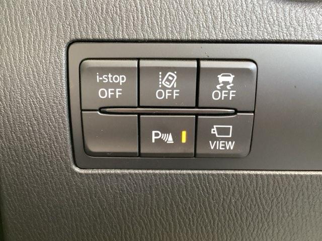 �y�p�[�L���O�Z���T�[�z���Ԃ�o�Ɏ��ɃN���}�̑O��̏�Q�����m���A���ƃf�B�X�v���C�ł��m�点���܂��B