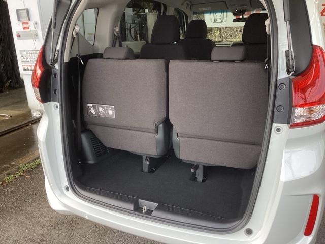 フリード Ｇ・ホンダセンシング　純正ナビ　フルセグ　６人乗り　Ｗ電動ドア　キーフリ　スマートキーシステム　イモビ　ＵＳＢポート　カラーバックモニター　横滑防止装置　エアコン　クルコン　パワーウィンドウ　ＳＲＳ　ＤＶＤ再生機能　ＡＢＳ（22枚目）