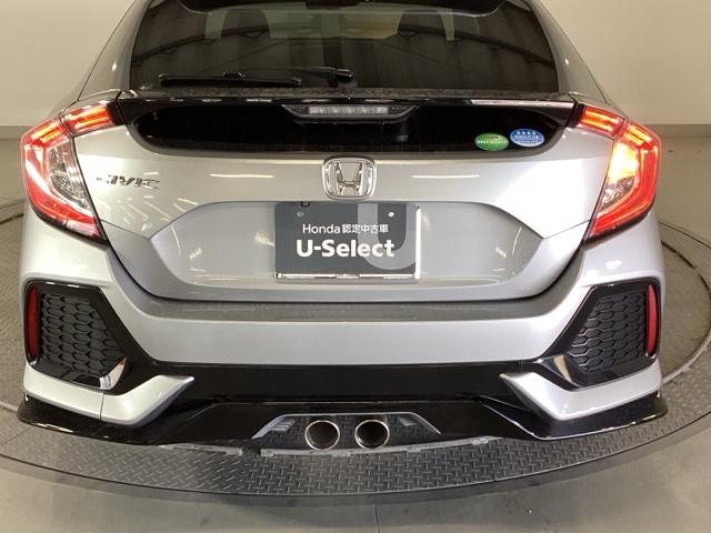 シビック ハッチバック　純正ナビ　スマートキー　ＥＴＣ　衝突軽減ブレーキシステム　エアコン　助手席エアバッグ　サイドカーテンエアバック　シートヒータ　リヤカメラ　オートクルーズ　ＡＢＳ　キーフリー　ＶＳＡ　パワーウインドウ（32枚目）