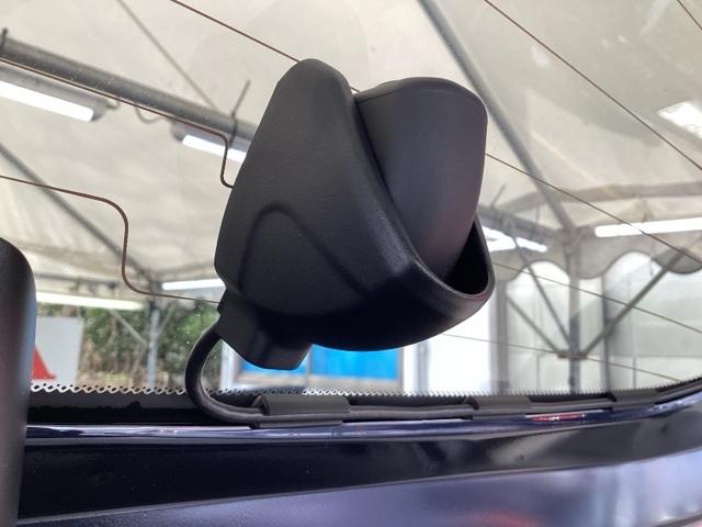 フィット ネス　純正メモリーナビ　ドラレコ　リアカメラ　パーキングセンサー　クルコン　衝突軽減ブレーキ　ＬＥＤライト　ＤＶＤ　Ｂカメラ　ＶＳＡ　フルセグ　カーテンエアバック　アイドリングストップ　キーレス　スマキー（68枚目）