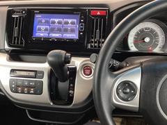 ホンダ純正メモリーナビ搭載ですので、遠距離へのお出かけもお任せ下さい。 2