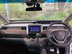 �ե���ȥ��饹���礭�����磻�ɤʻ볦�Ǳ�ž�⤷�䤹���ʤ�褦�ˡ��߷פ���Ƥ��ޤ��� 3