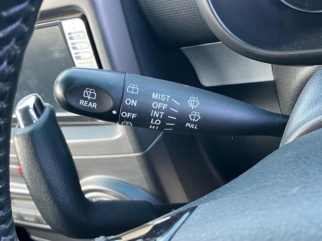 ピクシススペース カスタム　ＲＳ　ワンオーナー　ターボ　ＴＶ＆ナビ　フルセグ　ＥＴＣ　ドライブレコーダー　禁煙車　キーレスエントリー　スマートキー　エアバック　パワーステアリング　パワーウィンドウ　運転席エアバック　助手席エアバック（12枚目）