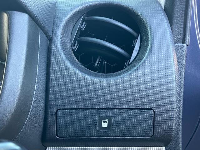 ピクシススペース カスタム　ＲＳ　ワンオーナー　ターボ　ＴＶ＆ナビ　フルセグ　ＥＴＣ　ドライブレコーダー　禁煙車　キーレスエントリー　スマートキー　エアバック　パワーステアリング　パワーウィンドウ　運転席エアバック　助手席エアバック（17枚目）