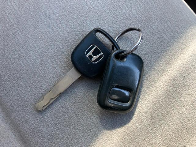 ライフ Ｆ　車検令和８年９月　キーレス　ＣＤオーディオ　オートエアコン　社外アルミホイール　インパネオートマ車　ベンチシート　Ｗエアバッグ（13枚目）