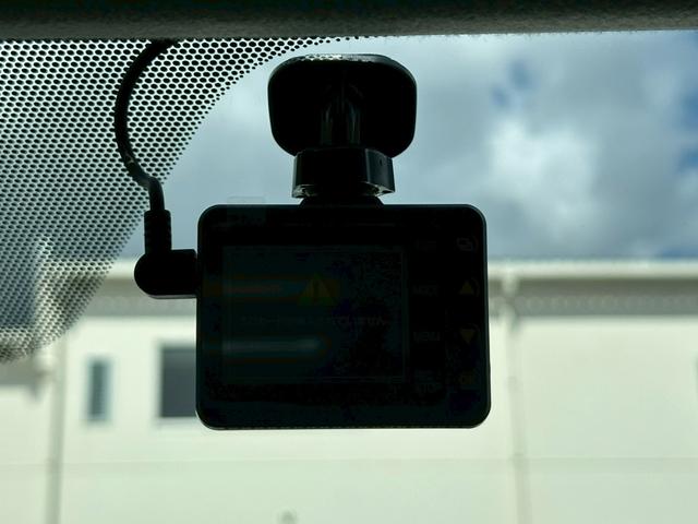プリウス Ｓ　３年保証　ドライブレコーダー　Ｂｌｕｅｔｏｏｔｈ対応　地デジ　ＣＤ　ＡＵＸ　バックカメラ　電格ミラー　ＥＴＣ　スマートキー　プッシュスタート（35枚目）