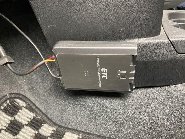 ミラココア ココアＬ　ＥＴＣ　キーレスエントリー　電動格納ミラー　ベンチシート　ＡＴ　盗難防止システム　ＣＤ　衝突安全ボディ　エアコン　パワーステアリング　パワーウィンドウ　　下廻り塗装　タイミングチェーン式☆（6枚目）