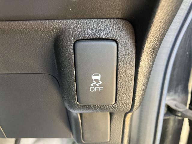 Ｎ－ＢＯＸカスタム Ｇ・Ｌパッケージ　両側スライド・片側電動　ナビ　オートライト　ＨＩＤ　スマートキー　アイドリングストップ　電動格納ミラー　ベンチシート　ＣＶＴ　盗難防止システム　ＡＢＳ　ＥＳＣ　ＣＤ　ＤＶＤ再生　アルミホイール（10枚目）