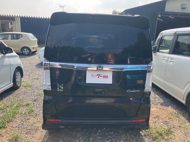 Ｎ－ＢＯＸカスタム Ｇ・Ｌパッケージ　両側スライド・片側電動　ナビ　オートライト　ＨＩＤ　スマートキー　アイドリングストップ　電動格納ミラー　ベンチシート　ＣＶＴ　盗難防止システム　ＡＢＳ　ＥＳＣ　ＣＤ　ＤＶＤ再生　アルミホイール（15枚目）