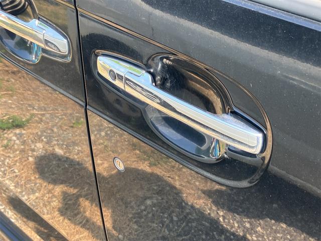 Ｎ－ＢＯＸカスタム Ｇ・Ｌパッケージ　両側スライド・片側電動　ナビ　オートライト　ＨＩＤ　スマートキー　アイドリングストップ　電動格納ミラー　ベンチシート　ＣＶＴ　盗難防止システム　ＡＢＳ　ＥＳＣ　ＣＤ　ＤＶＤ再生　アルミホイール（26枚目）