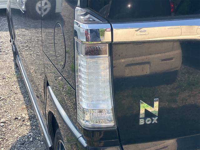 Ｎ－ＢＯＸカスタム Ｇ・Ｌパッケージ　両側スライド・片側電動　ナビ　オートライト　ＨＩＤ　スマートキー　アイドリングストップ　電動格納ミラー　ベンチシート　ＣＶＴ　盗難防止システム　ＡＢＳ　ＥＳＣ　ＣＤ　ＤＶＤ再生　アルミホイール（32枚目）