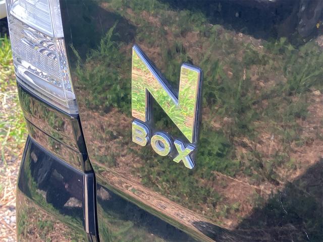 Ｎ－ＢＯＸカスタム Ｇ・Ｌパッケージ　両側スライド・片側電動　ナビ　オートライト　ＨＩＤ　スマートキー　アイドリングストップ　電動格納ミラー　ベンチシート　ＣＶＴ　盗難防止システム　ＡＢＳ　ＥＳＣ　ＣＤ　ＤＶＤ再生　アルミホイール（35枚目）