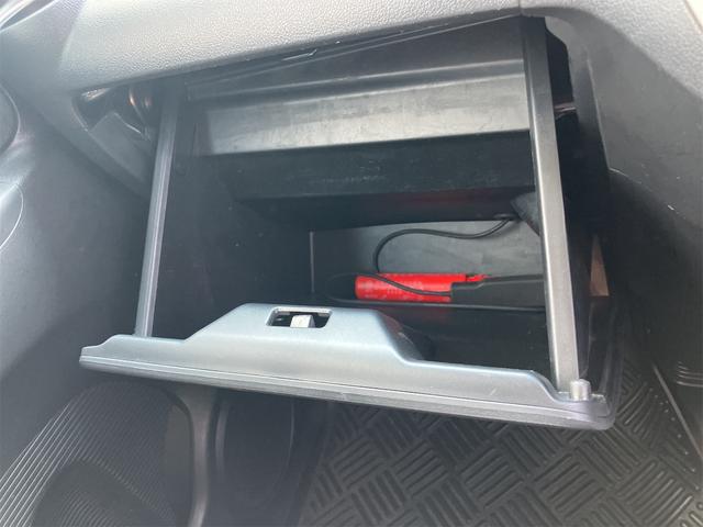 Ｎ－ＢＯＸカスタム Ｇ・Ｌパッケージ　両側スライド・片側電動　ナビ　オートライト　ＨＩＤ　スマートキー　アイドリングストップ　電動格納ミラー　ベンチシート　ＣＶＴ　盗難防止システム　ＡＢＳ　ＥＳＣ　ＣＤ　ＤＶＤ再生　アルミホイール（44枚目）