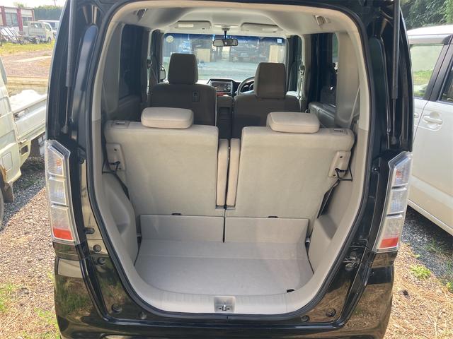 Ｎ－ＢＯＸ Ｇ・Ｌパッケージ　バックカメラ　両側スライド・片側電動　ナビ　ＴＶ　スマートキー　アイドリングストップ　電動格納ミラー　ベンチシート　ＣＶＴ　盗難防止システム　ＡＢＳ　ＥＳＣ　ＣＤ　ＤＶＤ再生　ＵＳＢ　アルミホイール（19枚目）