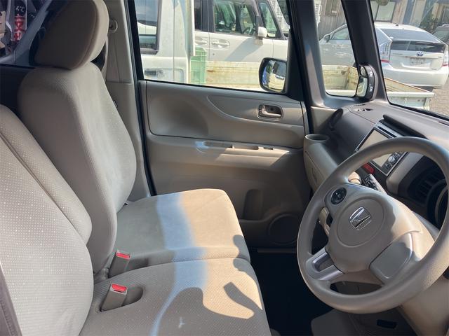 Ｎ－ＢＯＸ Ｇ・Ｌパッケージ　バックカメラ　両側スライド・片側電動　ナビ　ＴＶ　スマートキー　アイドリングストップ　電動格納ミラー　ベンチシート　ＣＶＴ　盗難防止システム　ＡＢＳ　ＥＳＣ　ＣＤ　ＤＶＤ再生　ＵＳＢ　アルミホイール（60枚目）