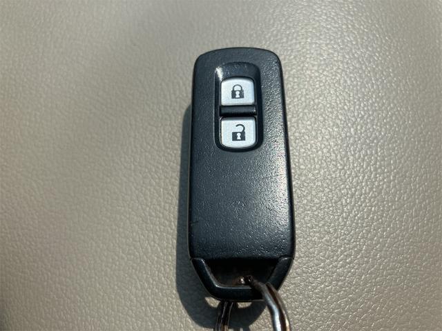 N-BOX G 両側スライドドア スマートキー アイドリングストップ 電動格納ミラー ベンチシート CVT 盗難防止システム ABS ESC CD ミュージックプレイヤー接続可 衝突安全ボディ エアコン(10枚目)