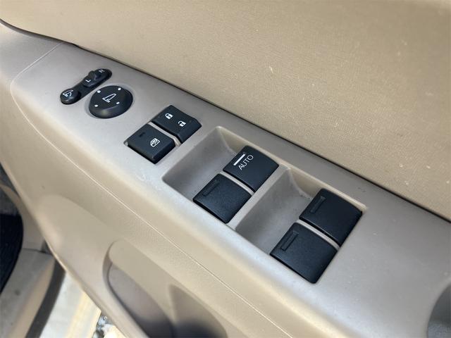 N-BOX G 両側スライドドア スマートキー アイドリングストップ 電動格納ミラー ベンチシート CVT 盗難防止システム ABS ESC CD ミュージックプレイヤー接続可 衝突安全ボディ エアコン(11枚目)