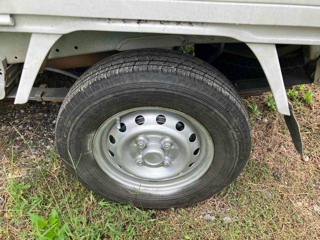 クリッパートラック 　４ＷＤ　軽トラック　ＭＴ　エアコン　運転席エアバッグ（27枚目）